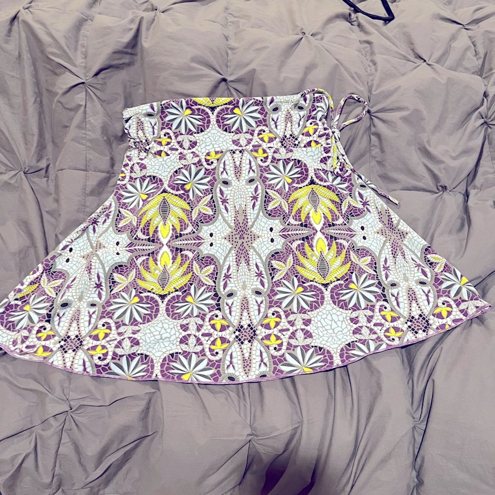 Soybu skirt/small/like new